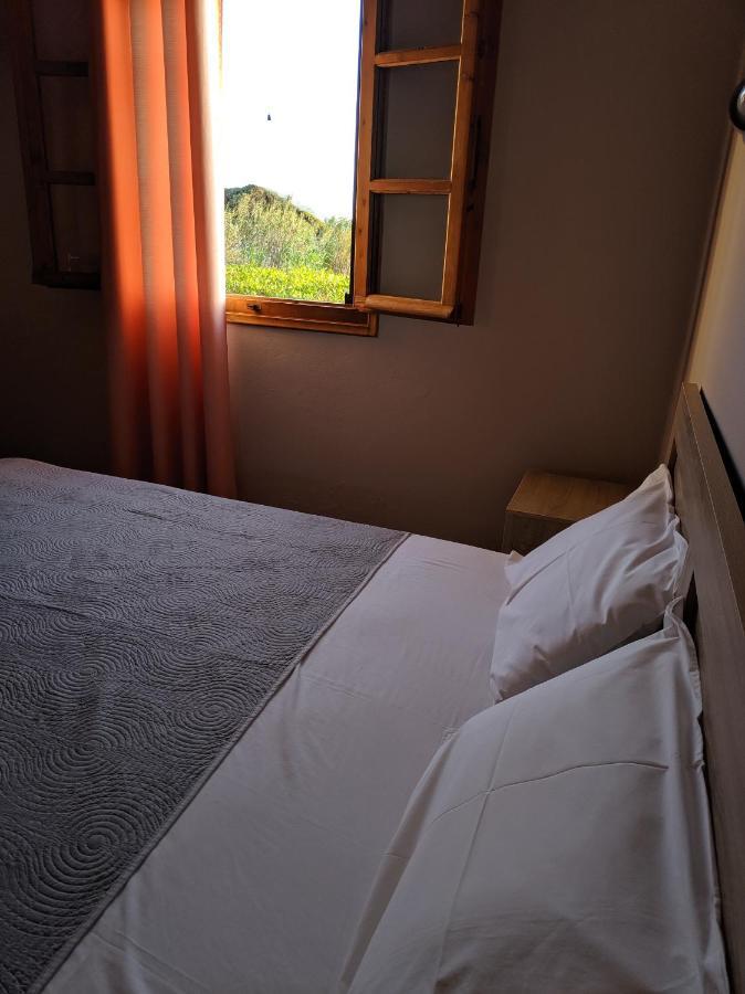 Tramonto Nel Delfini Lejlighed Kini Eksteriør billede